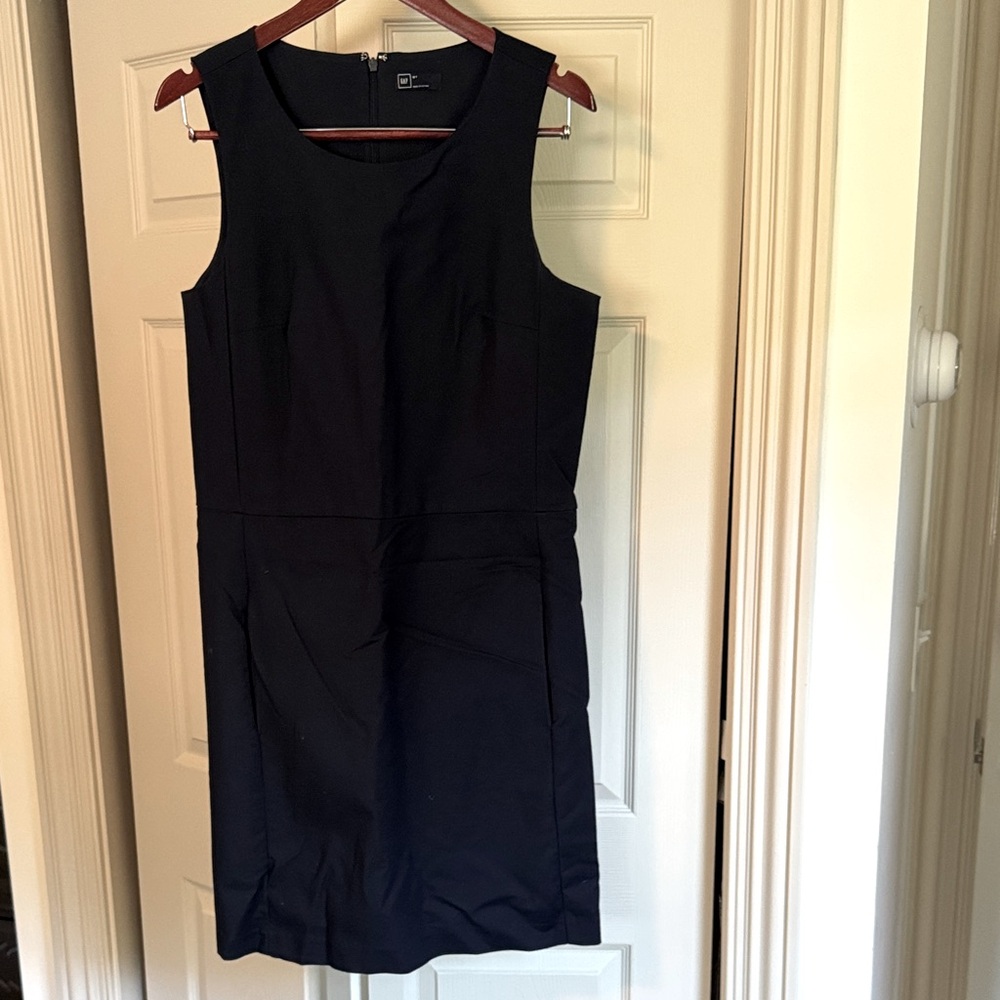 GAP Classic Black Midi Dress
